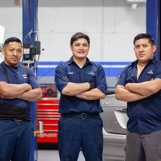 Authentic Luis Auto Repairs shop and service gallery photo 18
